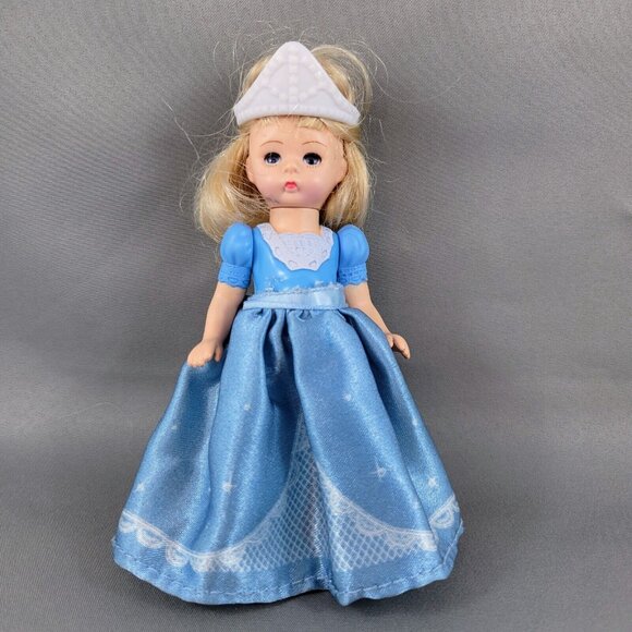 Doll Lot Cinderella Madame Alexander 2010 McDonald’s Mermaid Long Hair Dolls Toy - Picture 13 of 16